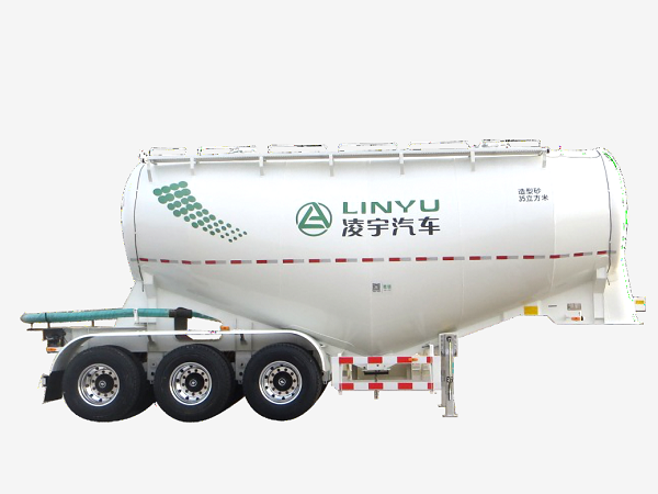罐通天下，砼筑未來(lái)，中集凌宇50臺(tái)法規(guī)版攪拌車交付河北大客戶